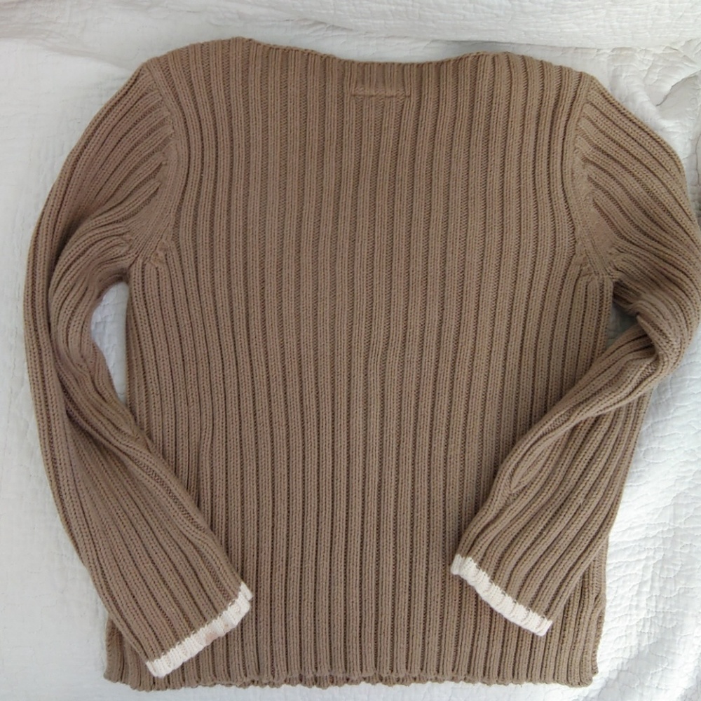 Sweater - Picture 2 of 4